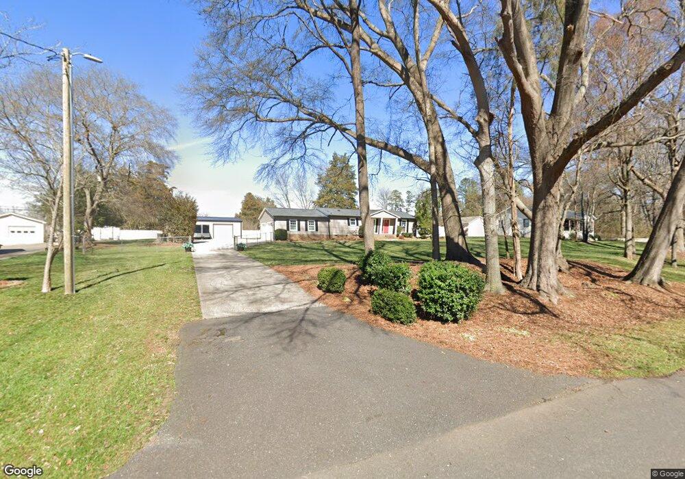 530 Forest Way Dr, Fort Mill, SC 29715 - photo 1