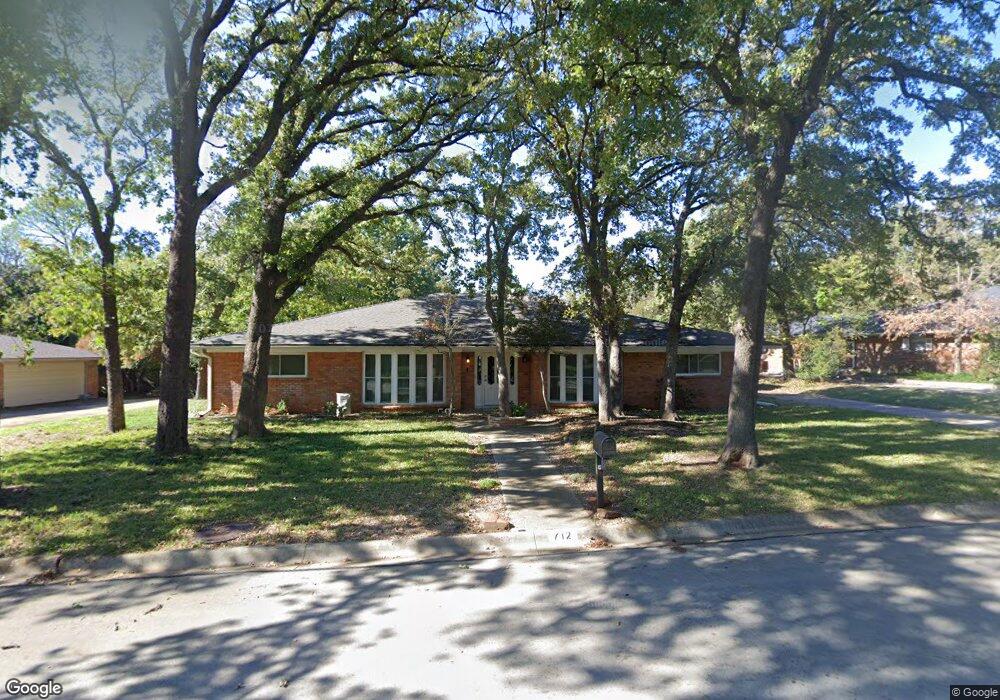 712 Ridgecrest Cir, Denton, TX 76205 - photo 1