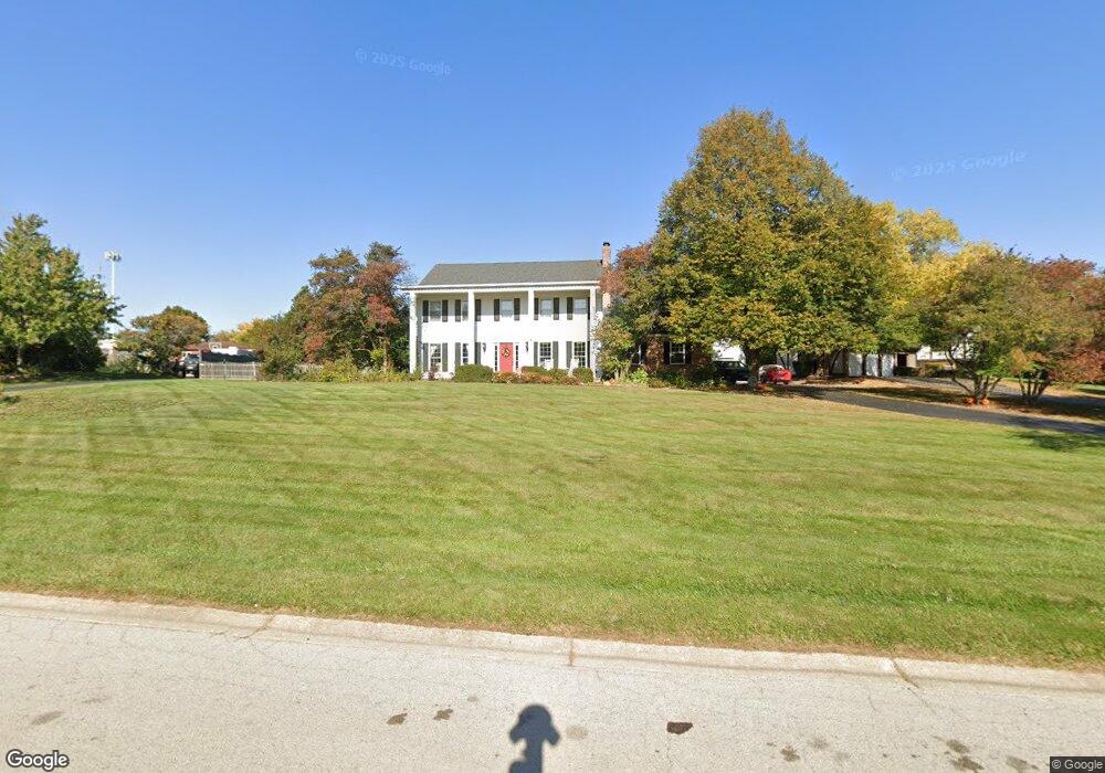 4N980 Middlecreek Ln unit 1, Saint Charles, IL 60175 - photo 1