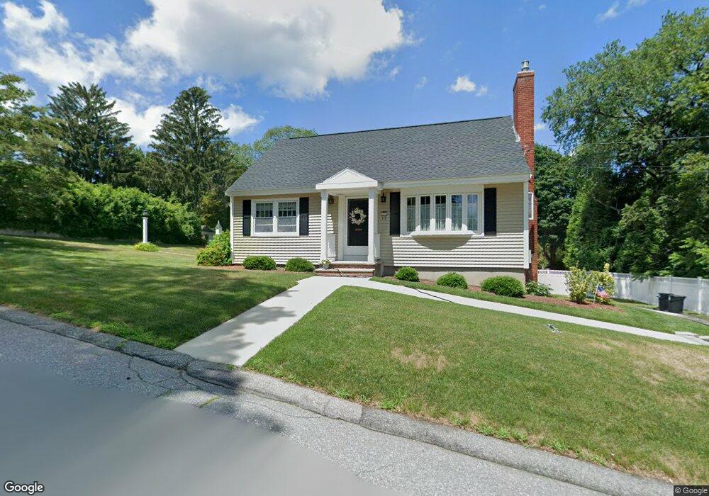 32 Eastview St, Lowell, MA 01852 - photo 1