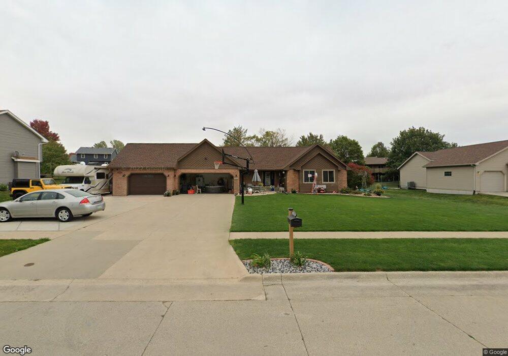1502 W 9th St S, Newton, IA 50208 - photo 1