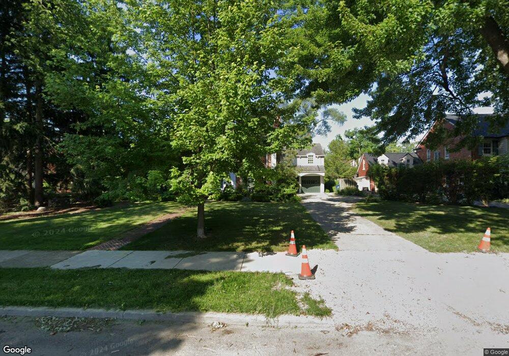 921 Trombley Rd, Grosse Pointe Park, MI 48230 - photo 1