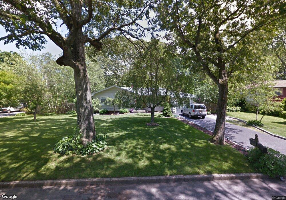 1 Partridge Dr, ComMacK, NY 11725 - photo 1