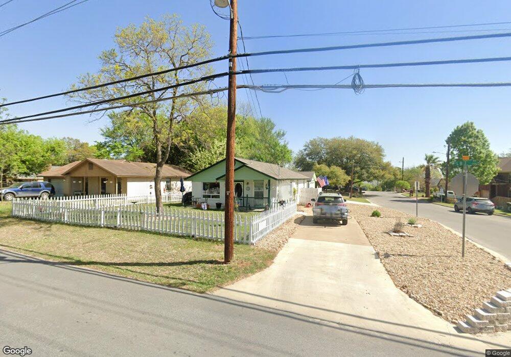 1424 N L B J Dr, San Marcos, TX 78666 - photo 1