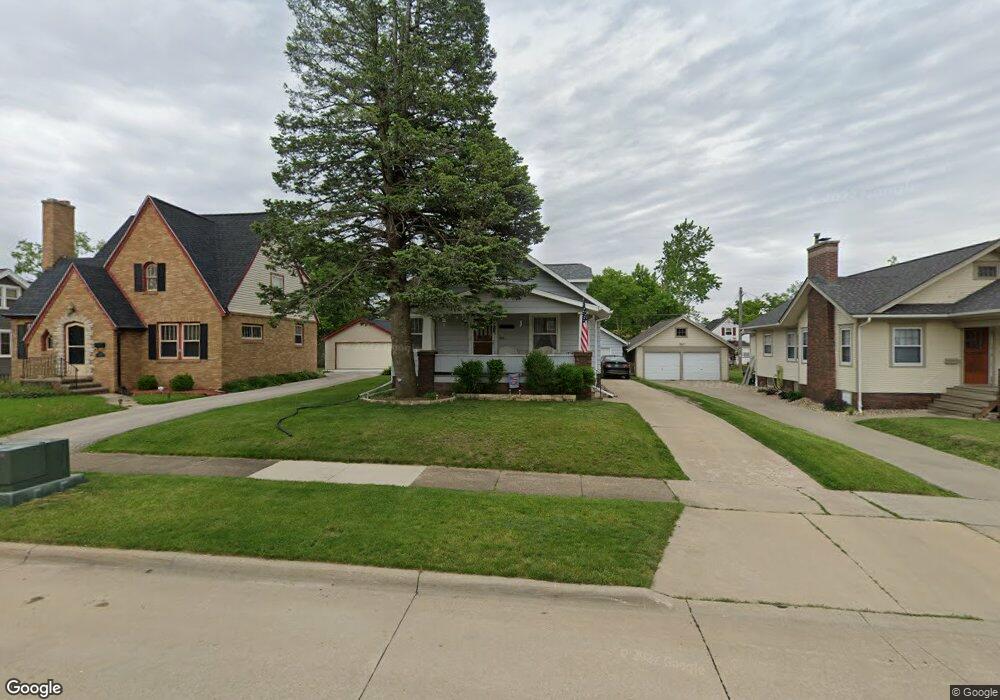 926 20th St SE, Cedar Rapids, IA 52403 - photo 1