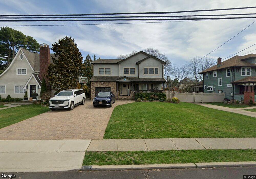 2064 Kirkwood Ave, Merrick, NY 11566 - photo 1