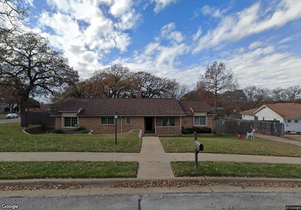 3601 Berwick Ln, Bedford, TX 76021 - photo 1