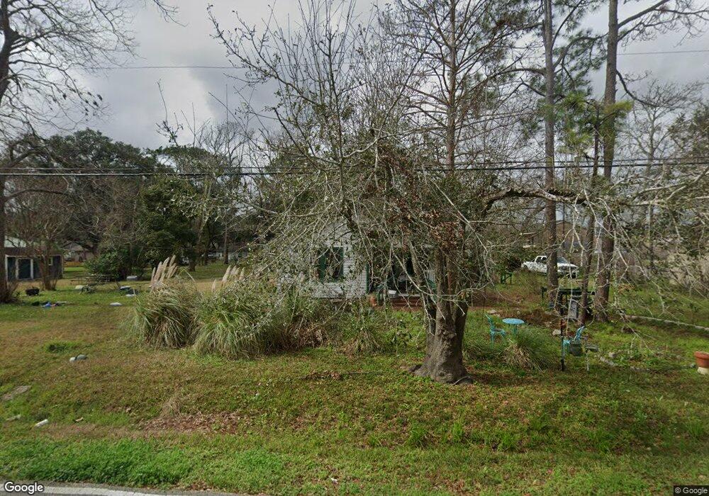 315 N Ormsby St, Alvin, TX 77511 - photo 1