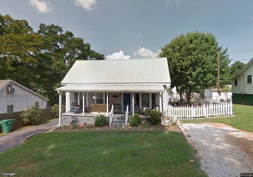 77 Barber St, Commerce, GA 30529 - photo 1