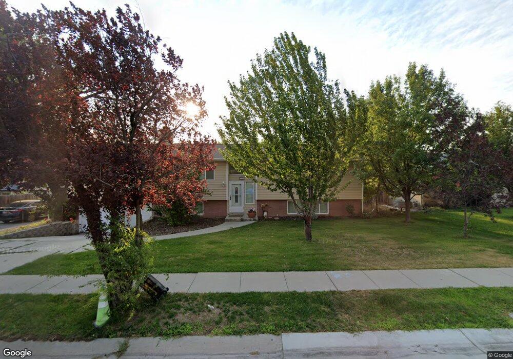 8255 S 3200 W, West Jordan, UT 84088 - photo 1