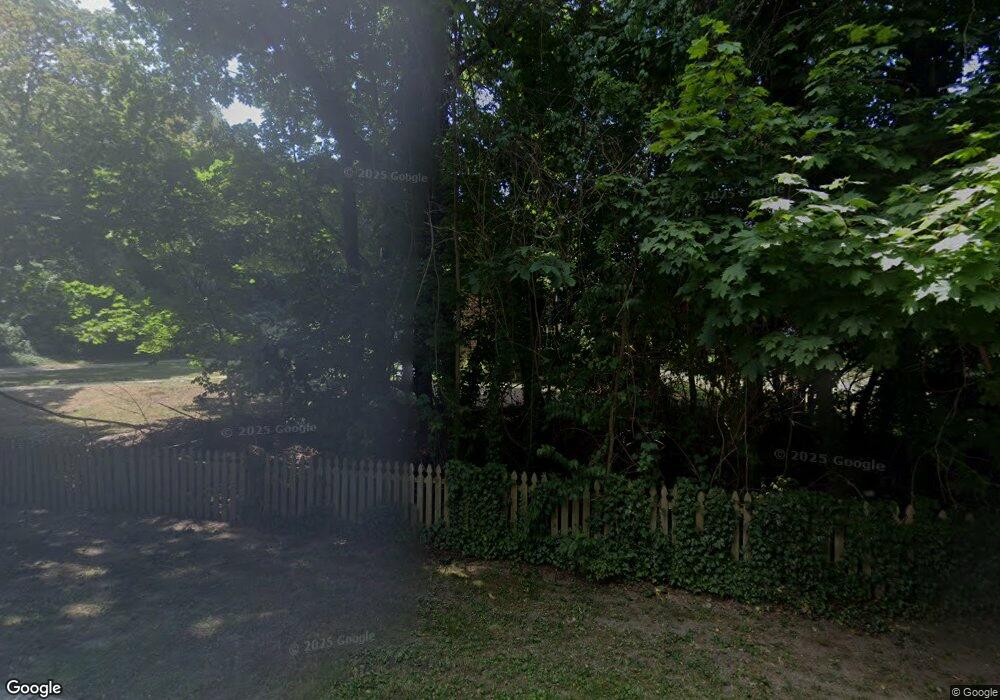 201 Sands Point Rd, Port Washington, NY 11050 - photo 1