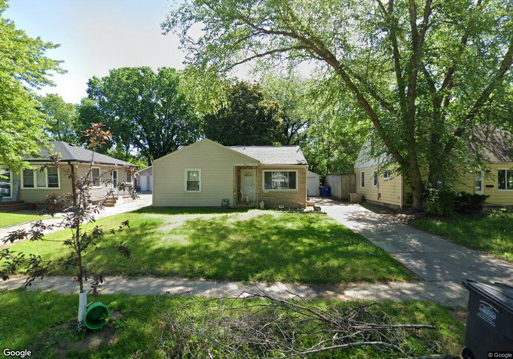 4015 13th St, Des Moines, IA 50313 - photo 1