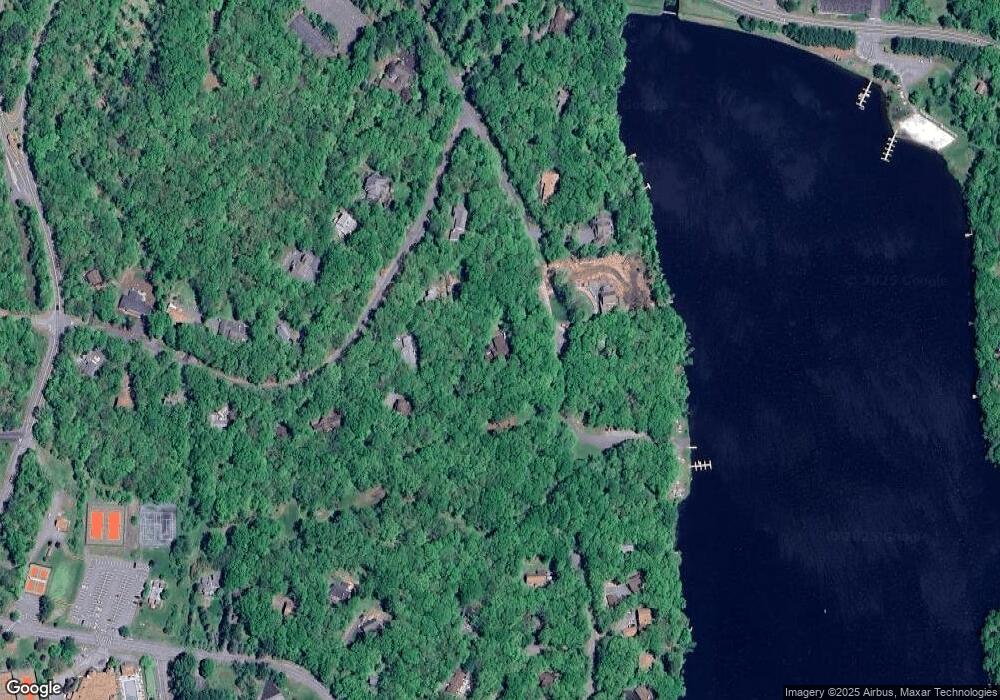 800 Blackbirch Ct, Hawley, PA 18428 - photo 1