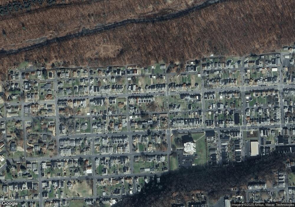 1430 W Walnut St, Coal Township, PA 17866 - photo 1