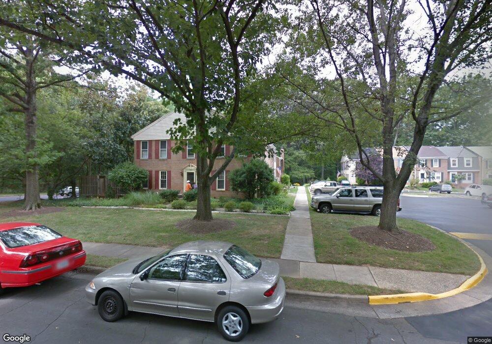 11947 Heathcote Ct, Reston, VA 20191 - photo 1