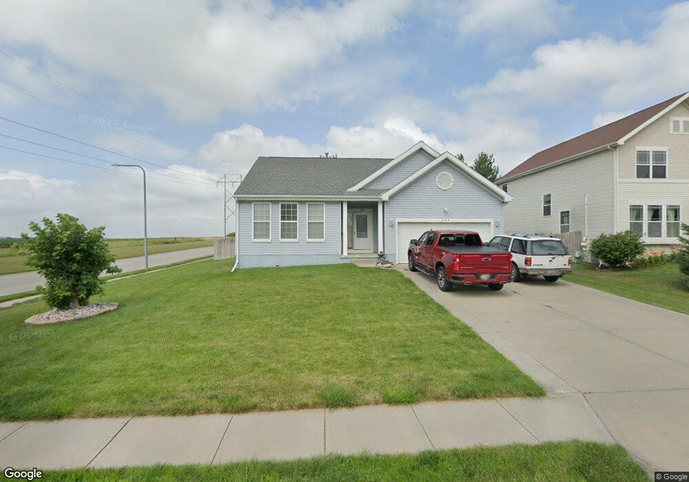2418 S River Rock Dr, Papillion, NE 68046 - photo 1