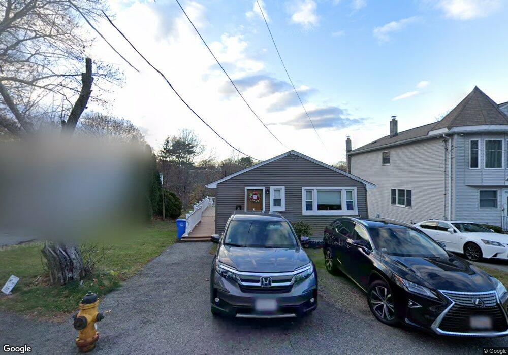 183 Princeton Ave, Waltham, MA 02451 - photo 1