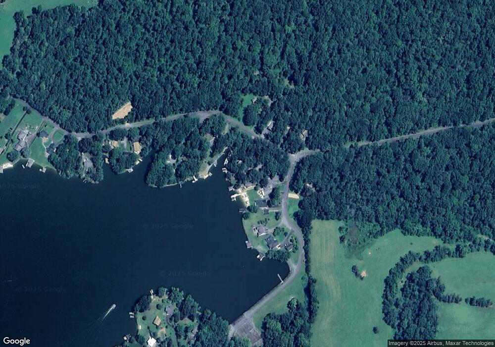 19 N Lakeshore Dr, Louisa, VA 23093 - photo 1