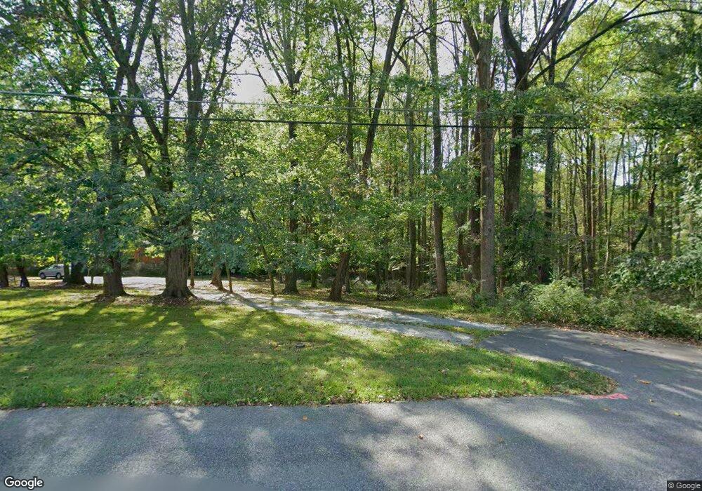 7110 Saunders Ct, Bethesda, MD 20817 - photo 1