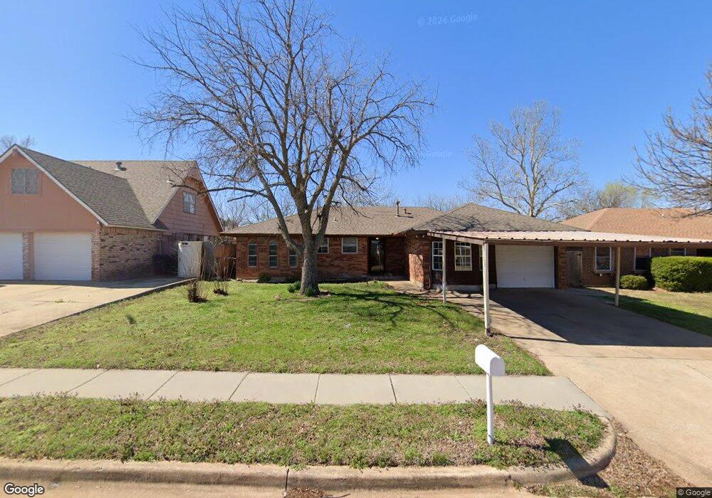109 S Patterson Dr, Moore, OK 73160 - photo 1