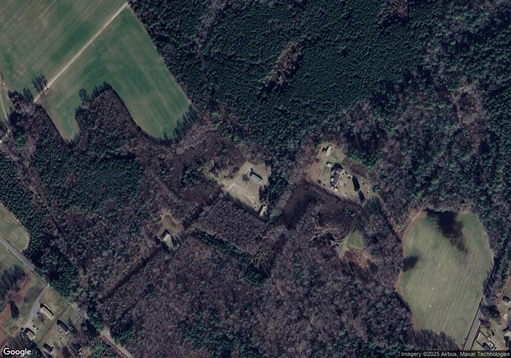 328 Clarke Hawkins Ln, Dunnsville, VA 22454 - photo 1