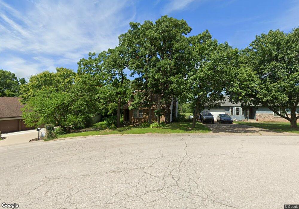 5528 Bradshaw St, Shawnee, KS 66216 - photo 1