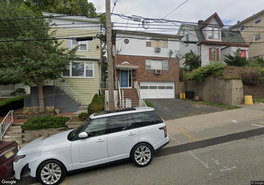 669 Prospect Ave, Fairview, NJ 07022 - photo 1