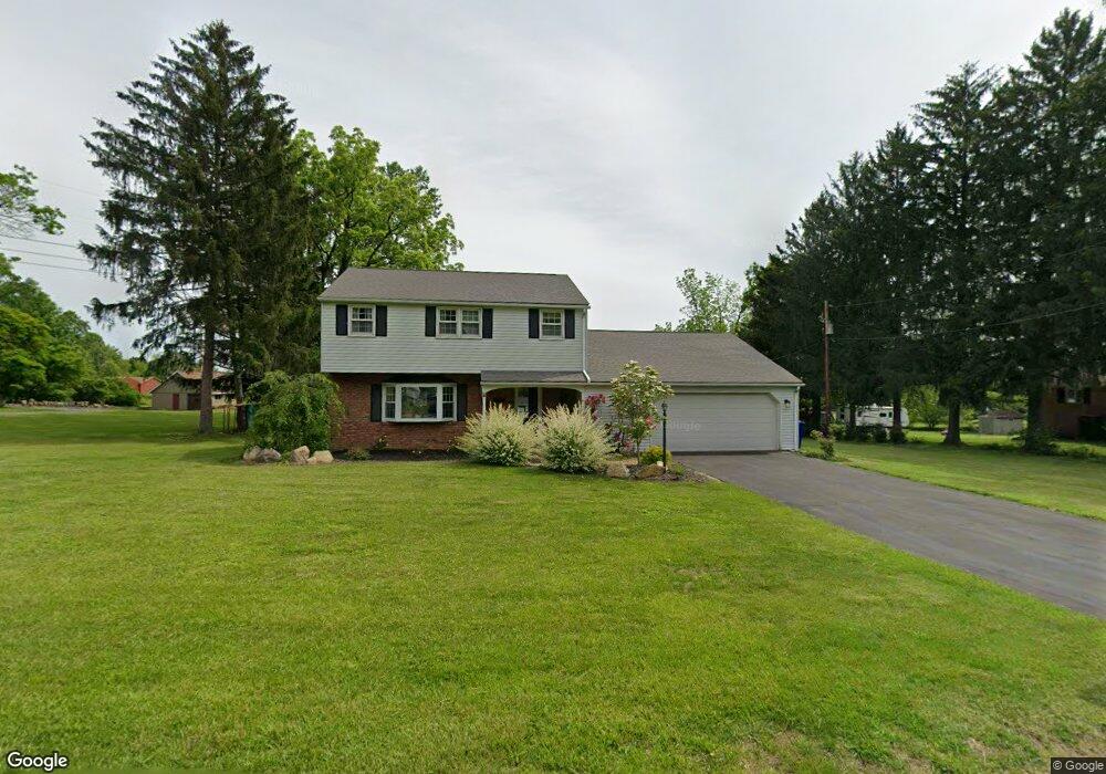 5701 Oak Ln, Zionsville, PA 18092 - photo 1