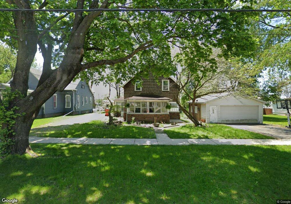 1009 Marshall Ave, Mattoon, IL 61938 - photo 1