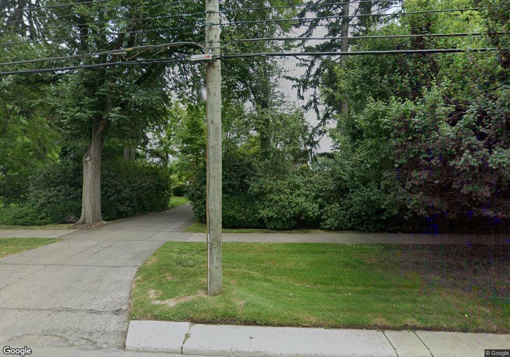 280 Moross Rd, Grosse Pointe Farms, MI 48236 - photo 1