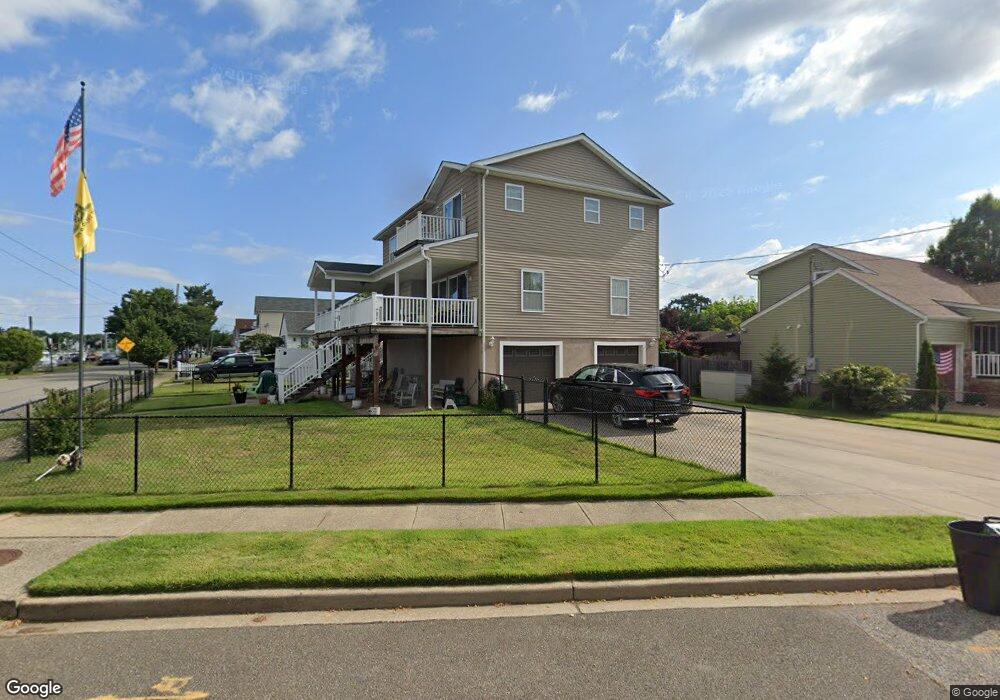 2501 Bellaire St, Wantagh, NY 11793 - photo 1