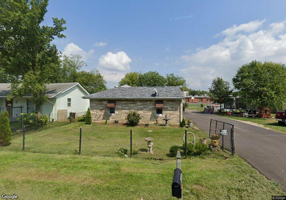 3306 Vfw Ln, Collinsville, IL 62234 - photo 1