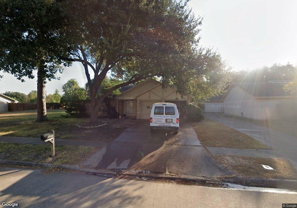 7406 Shady Vale Ln, Houston, TX 77040 - photo 1