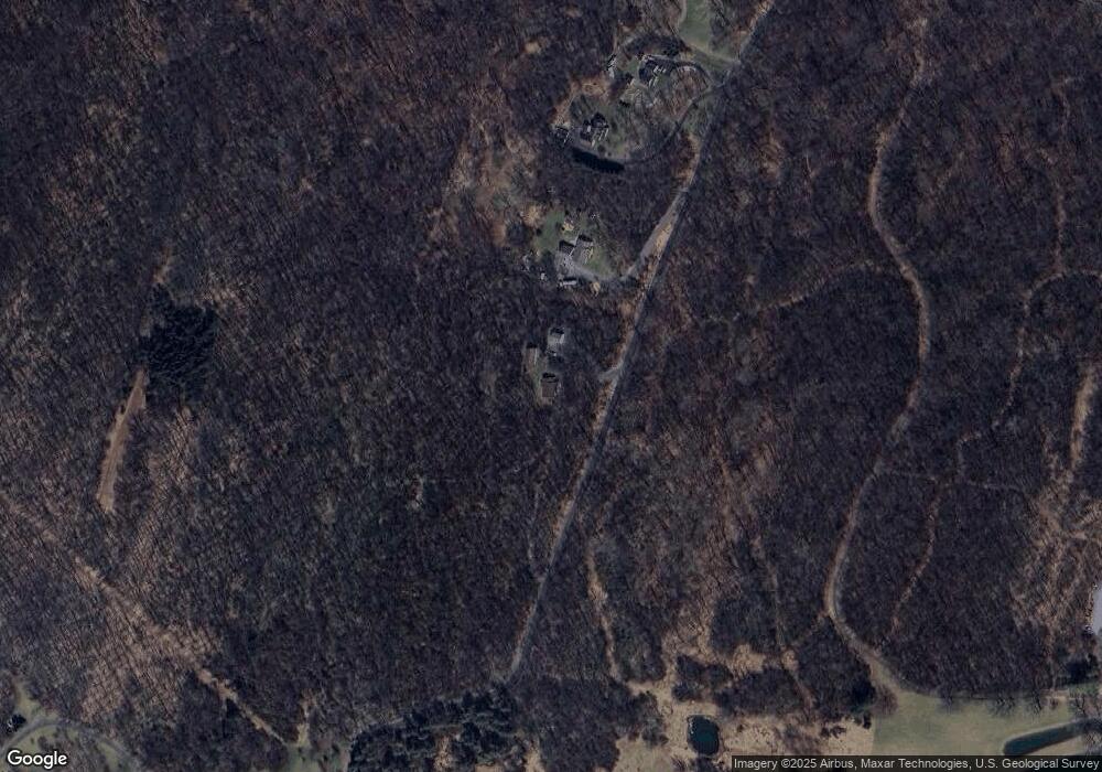 3906 Goldmiller Rd, Bunker Hill, WV 25413 - photo 1