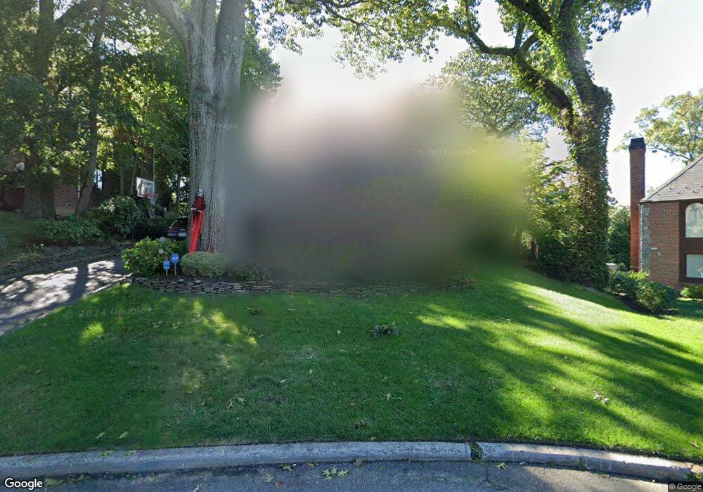 45 Woodland Way, Manhasset, NY 11030 - photo 1