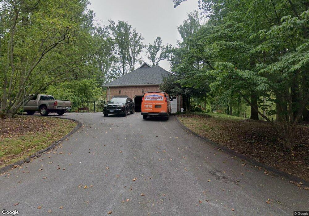 911 Hillstead Dr, Lutherville Timonium, MD 21093 - photo 1