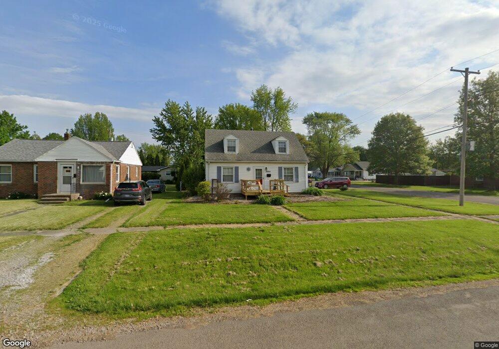 3000 Walnut Ave, Mattoon, IL 61938 - photo 1