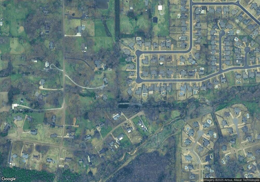 1415 Banbury W, Hernando, MS 38632 - photo 1