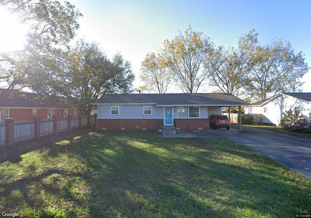 205 W Hastings St, Stuttgart, AR 72160 - photo 1