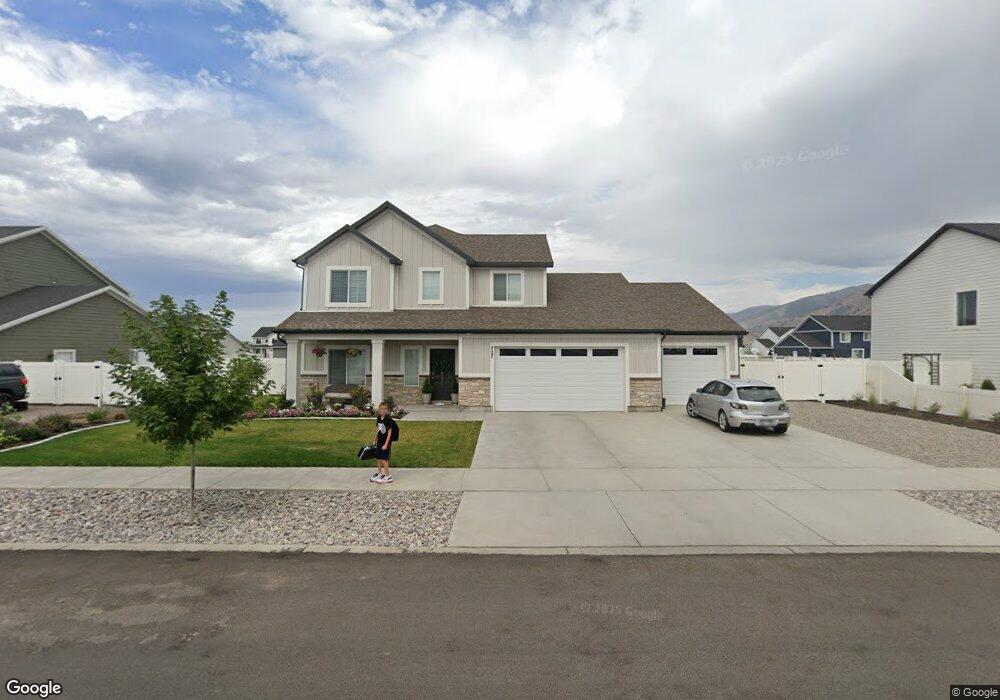 727 E 1200 S, Hyrum, UT 84319 - photo 1