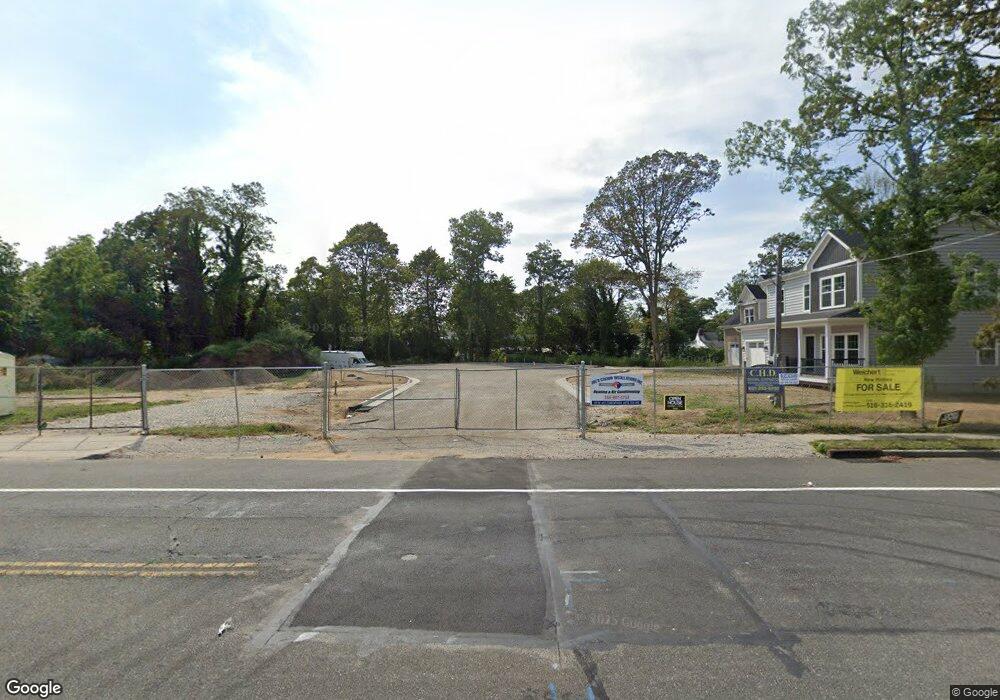 995 Great Neck Rd, Copiague, NY 11726 - photo 1