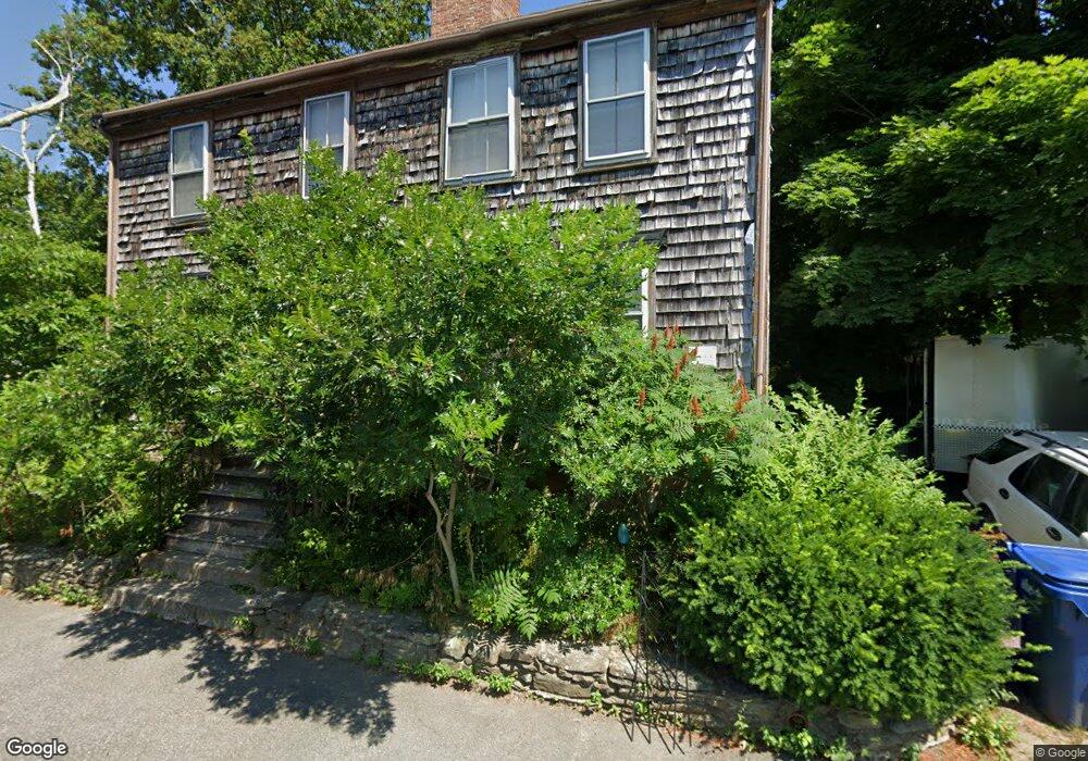 14 Oxford St, Fairhaven, MA 02719 - photo 1