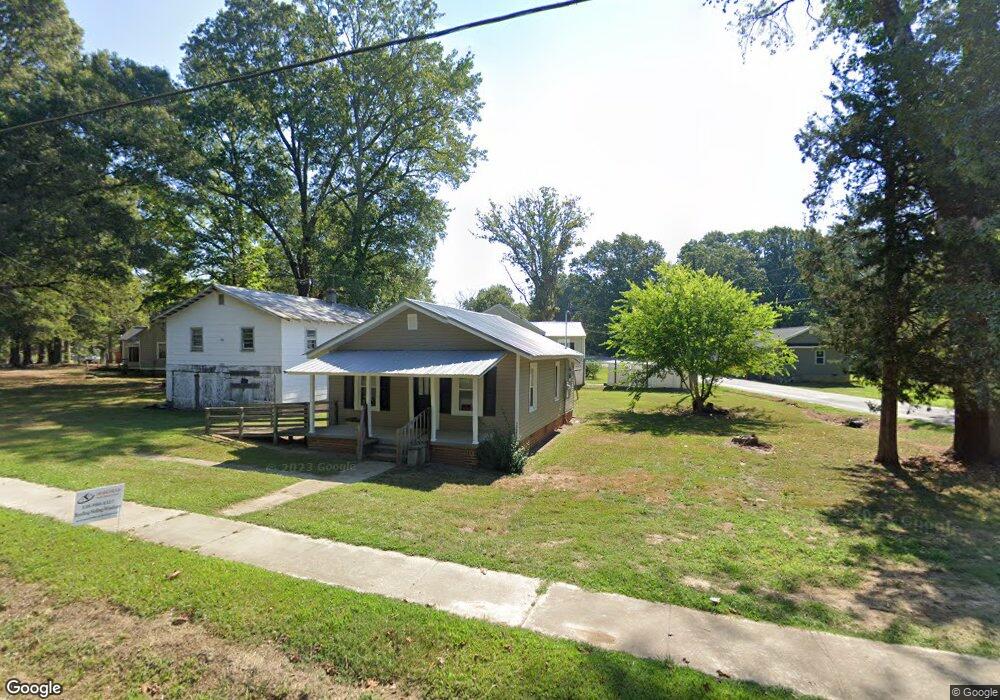 1302 Martin Luther King Junior Blvd, Siler City, NC 27344 - photo 1