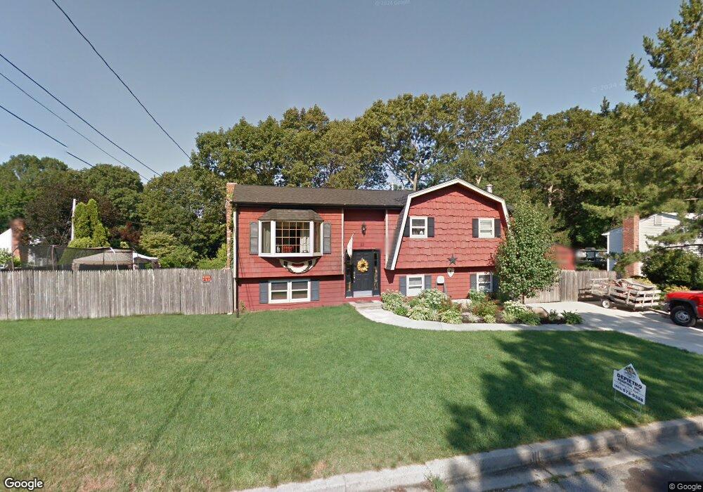 82 Setian Ln, West Warwick, RI 02893 - photo 1