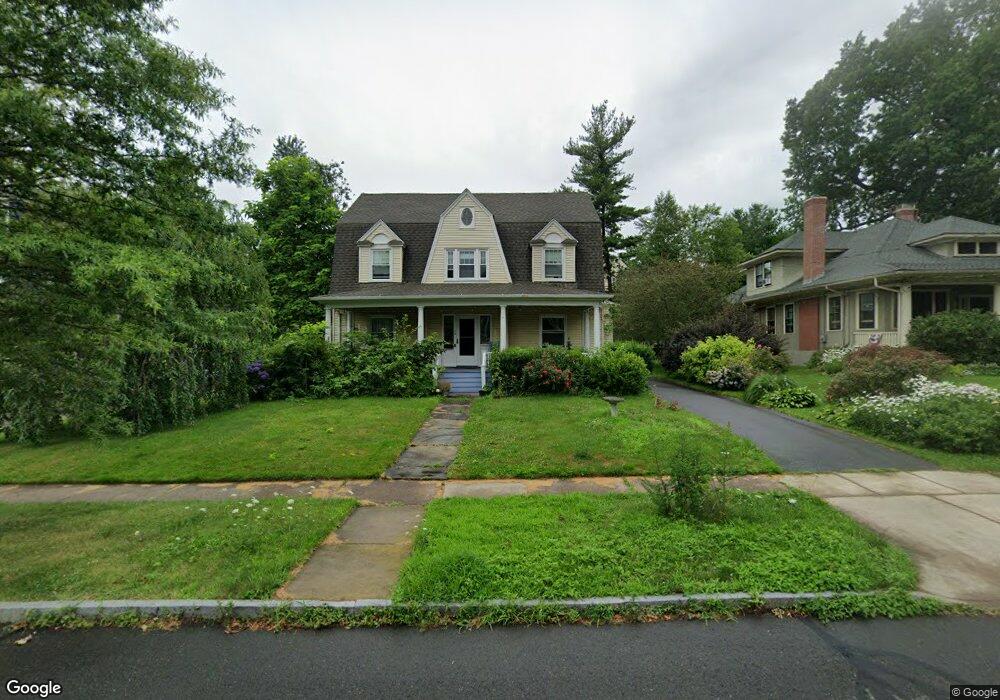 25 Beverly Rd, West Hartford, CT 06119 - photo 1