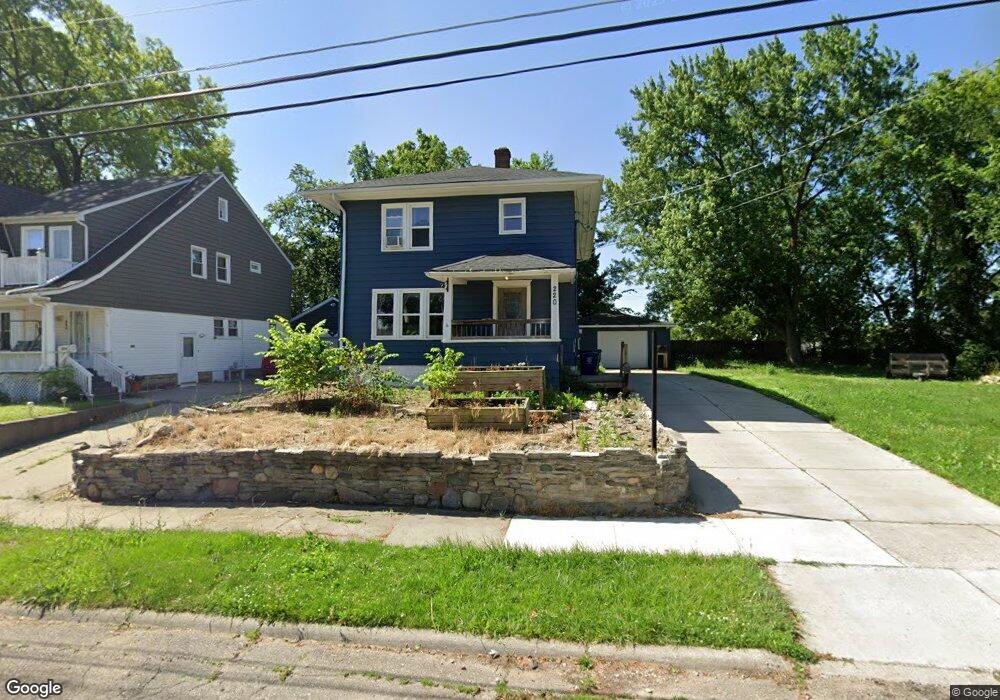 220 Tennyson Ave, Flint, MI 48507 - photo 1