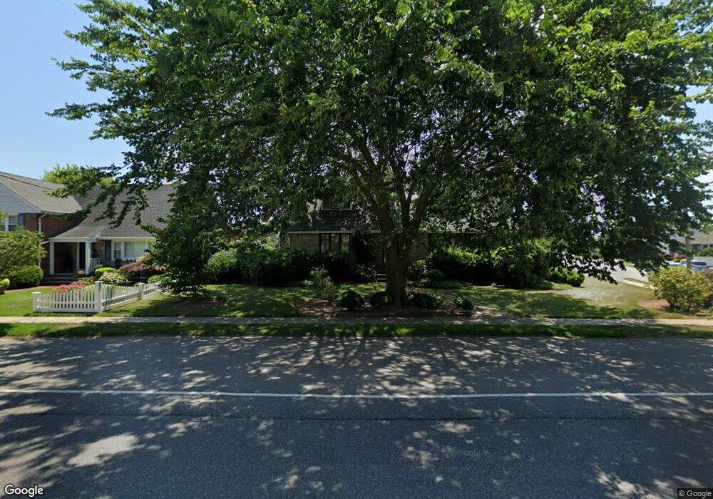 626 Foxhurst Rd, Baldwin, NY 11510 - photo 1