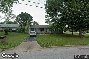 1135 E Highland Ave, Carthage, MO 64836