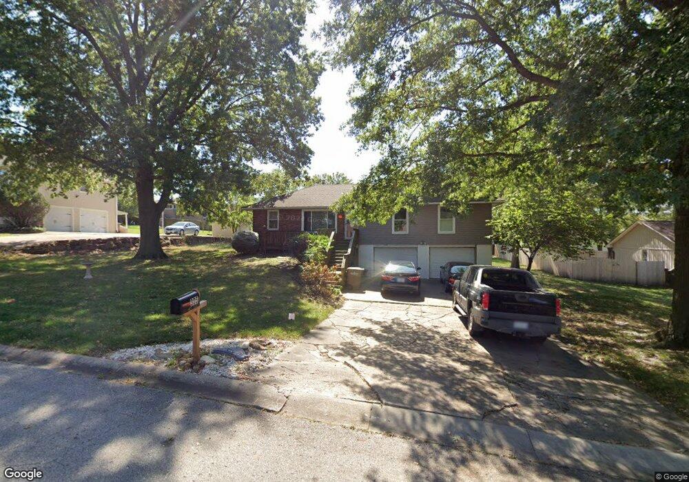 305 W Royal St, Raymore, MO 64083 - photo 1