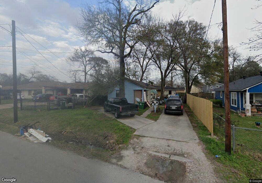 6826 Donlen St, Houston, TX 77022 - photo 1